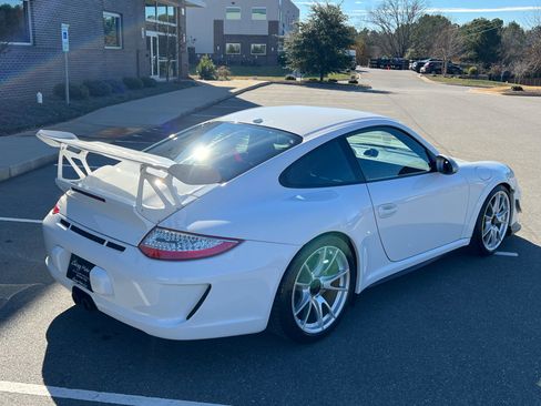 Used 2011 Porsche 911 GT3 image 13