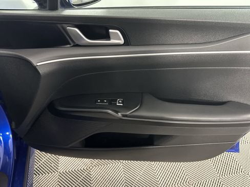 Used 2023 Kia K5 GT-Line image 23