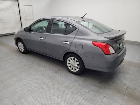Used 2019 Nissan Versa SV FWD image 3