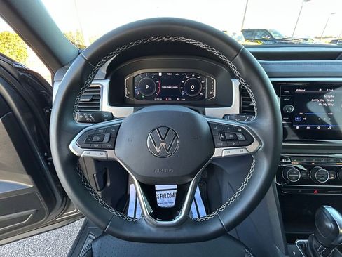 Used 2023 Volkswagen Atlas Cross Sport SEL image 22