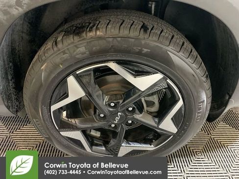 Used 2024 Kia Seltos EX image 25