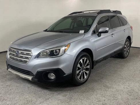 Used 2017 Subaru Outback 2.5i Limited AWD/4WD image 7