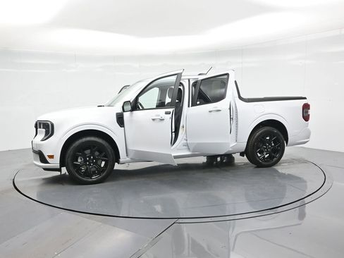 New 2025 Ford Maverick Lobo image 35