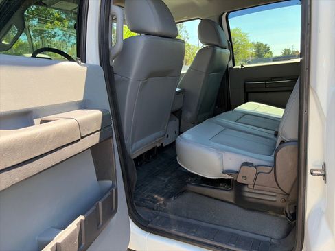Used 2015 Ford F450 XL w/ Power Equipment Group AWD/4WD image 9