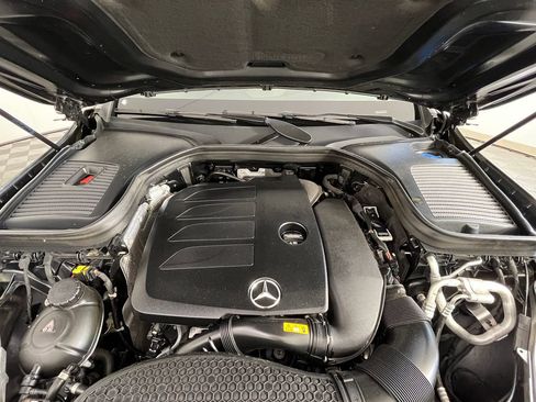 Used 2022 Mercedes-Benz GLC 300 4MATIC image 14