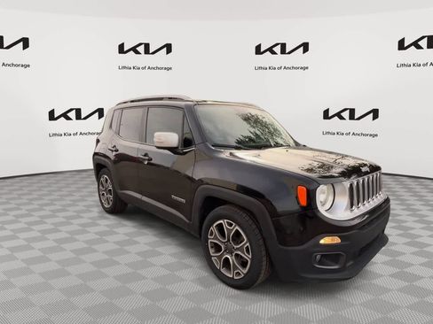Used 2017 Jeep Renegade Limited FWD image 2