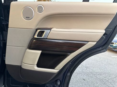 Used 2016 Land Rover Range Rover Supercharged image 30