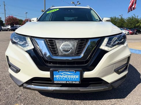 Used 2017 Nissan Rogue SL w/ SL Premium Package AWD/4WD image 16