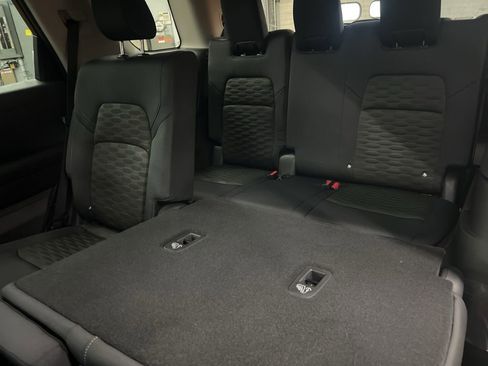 New 2026 Nissan Pathfinder SV image 34