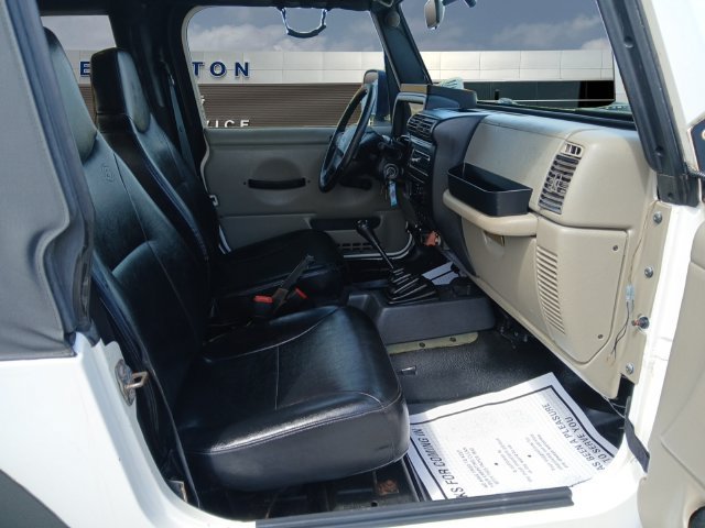 Used 2003 Jeep Wrangler X AWD/4WD image 15