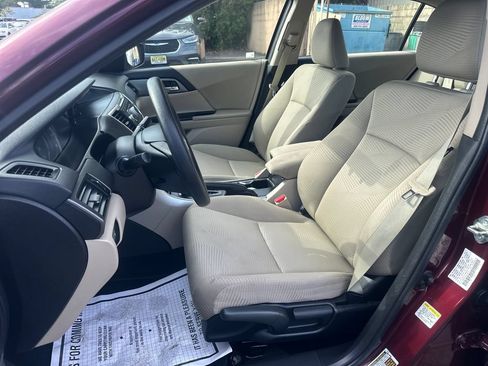 Used 2015 Honda Accord LX image 14