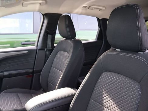 Used 2023 Ford Escape Active AWD/4WD image 13