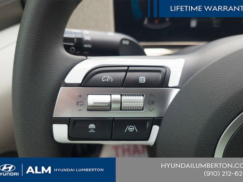 New 2025 Hyundai Tucson SE image 24