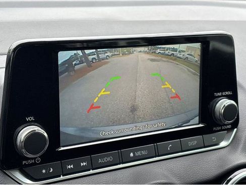 Certified 2025 Nissan Sentra S FWD image 14