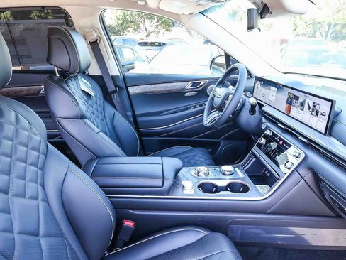 New 2026 Genesis GV80 3.5T Prestige AWD/4WD image 18