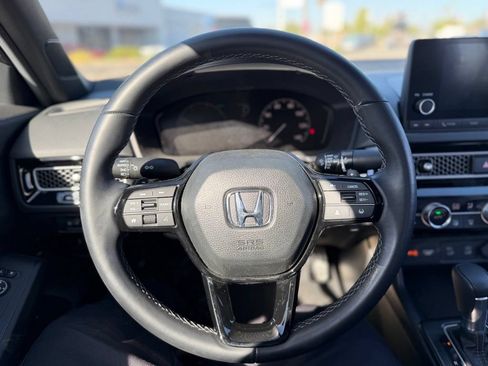 Used 2025 Honda Civic Sport image 6