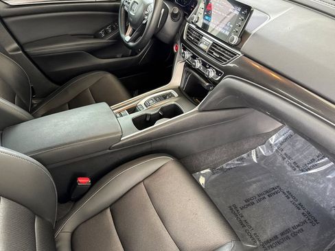 Certified 2022 Honda Accord Sport image 19