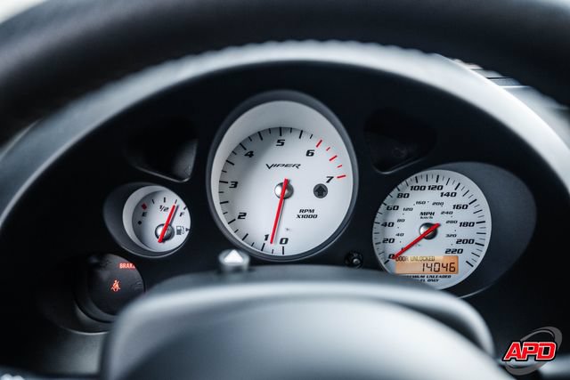 Used 2006 Dodge Viper SRT-10 RWD image 9