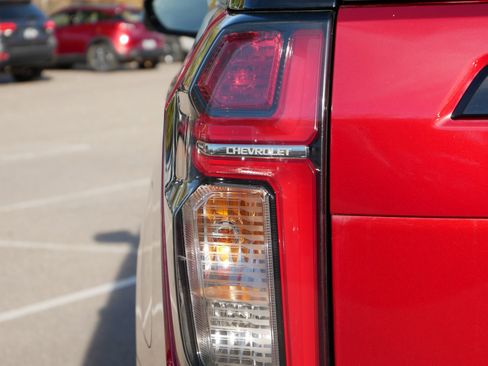 Used 2023 Chevrolet Suburban RST w/ Sport Performance Package image 12