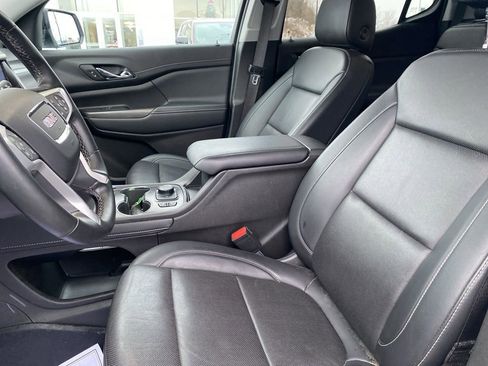 Used 2023 GMC Acadia SLT w/ Elevation Edition image 21