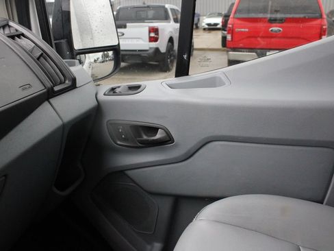 Used 2017 Ford Transit 350 XL RWD image 17