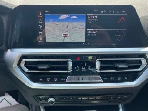 Used 2021 BMW 330i Sedan w/ Premium Package RWD image 22