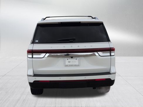 Used 2022 Lincoln Navigator L Reserve image 5