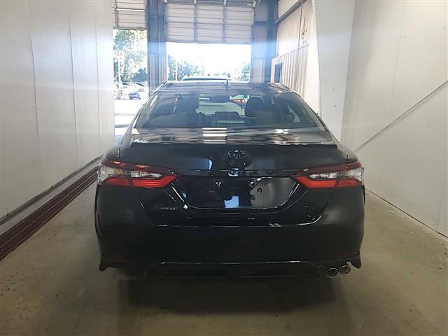 Used 2024 Toyota Camry SE w/ Convenience Package FWD image 18