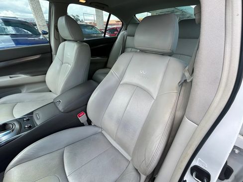 Used 2012 INFINITI G37 Journey w/ Premium Pkg RWD image 9