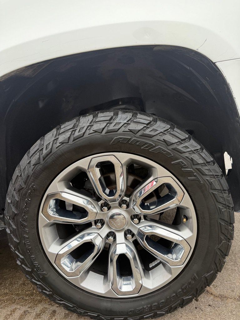 Used 2009 GMC Yukon SLE RWD image 22