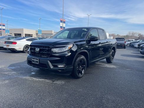 New 2026 Honda Ridgeline Black Edition image 2