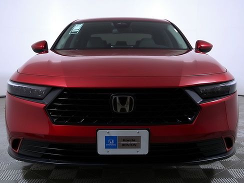 Used 2023 Honda Accord EX image 6