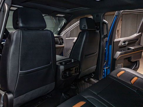 Used 2024 GMC Sierra 1500 AT4 w/ Technology Package image 20