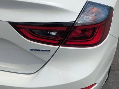 Used 2021 Honda Insight EX image 4