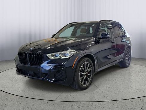 Used 2022 BMW X5 xDrive40i w/ M Sport Package AWD/4WD image 4