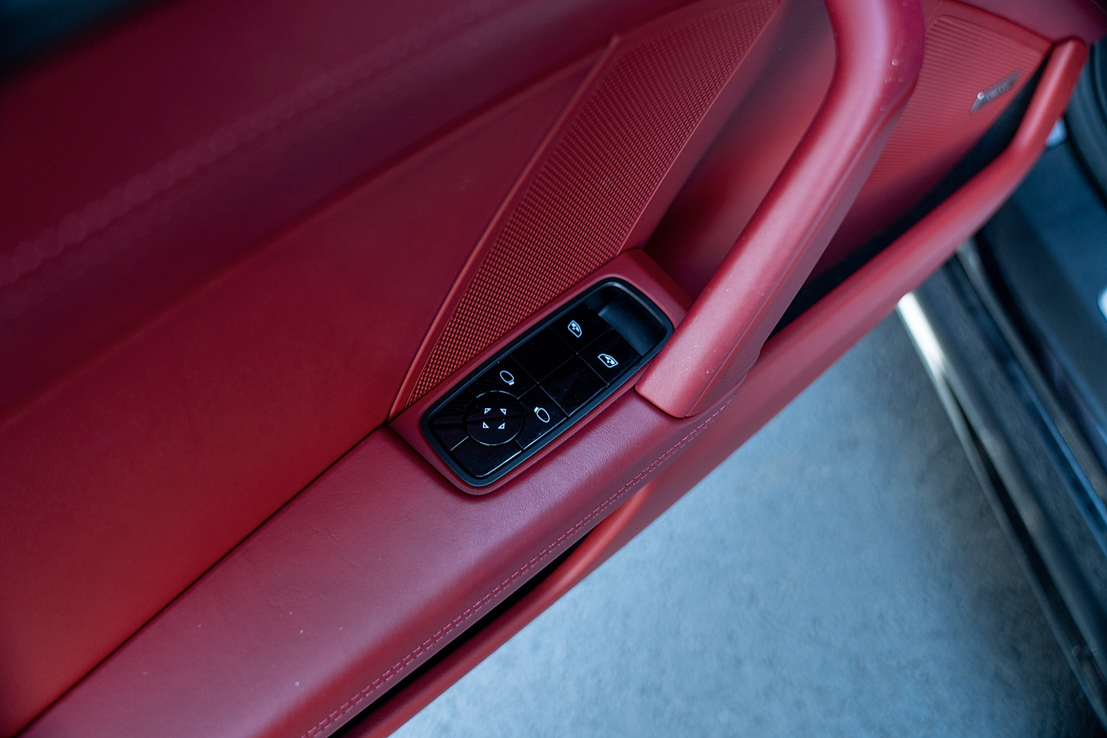 Used 2020 Porsche 911 Carrera 4S AWD/4WD image 19