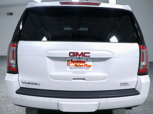 Used 2020 GMC Yukon SLT w/ Premium Edition RWD image 8