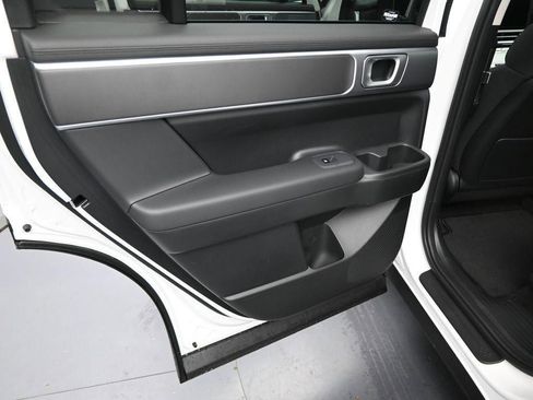 New 2026 Hyundai Santa Fe SE image 32