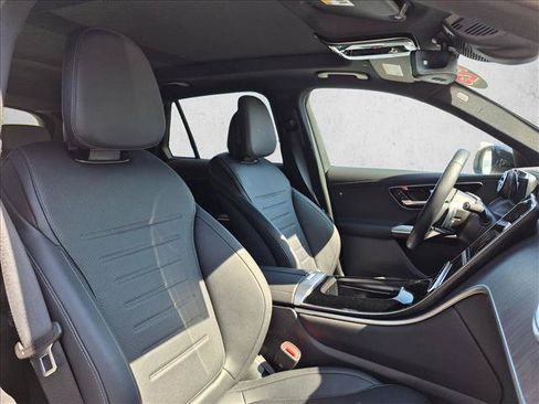 Certified 2025 Mercedes-Benz GLC 300 4MATIC image 23