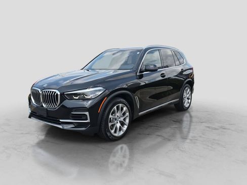 Used 2022 BMW X5 xDrive40i AWD/4WD image 4