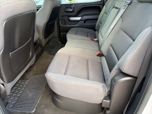 Used 2015 Chevrolet Silverado 1500 LT w/ LT Convenience Package image 18