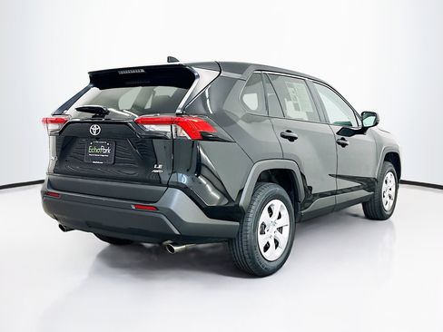 Used 2024 Toyota RAV4 LE image 9