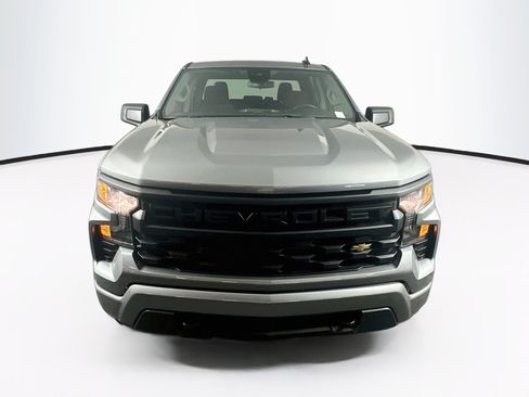 Used 2025 Chevrolet Silverado 1500 Custom RWD image 2