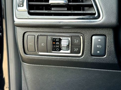 Used 2024 Lincoln Navigator Reserve AWD/4WD image 14
