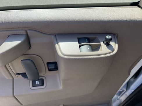 New 2026 GMC Savana 3500 w/ Driver Convenience Package RWD image 19