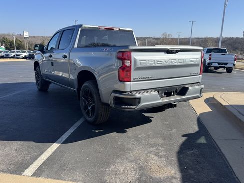 New 2026 Chevrolet Silverado 1500 Custom image 3
