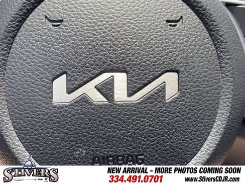 Used 2022 Kia Seltos S FWD image 31