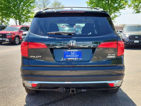 Used 2017 Honda Pilot Elite image 4