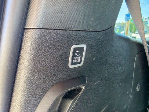 Used 2024 Jeep Wagoneer Series II w/ Flexible Seating Group AWD/4WD image 14