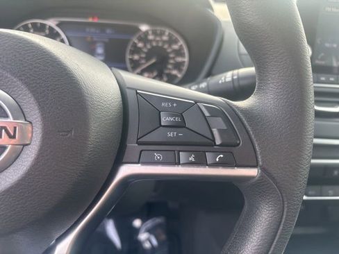 Used 2022 Nissan Altima 2.5 SV image 27